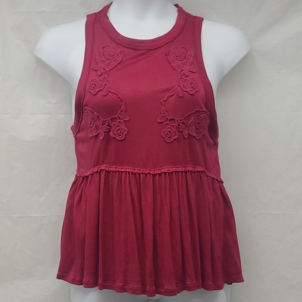 Red Tank Top sleeveless stretch embroidered Rose Floral Peplum NEW Boho Coquette